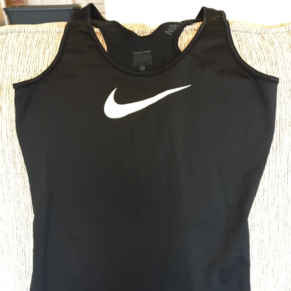 NikePro Dri-Fit Tank Top - Women’s S